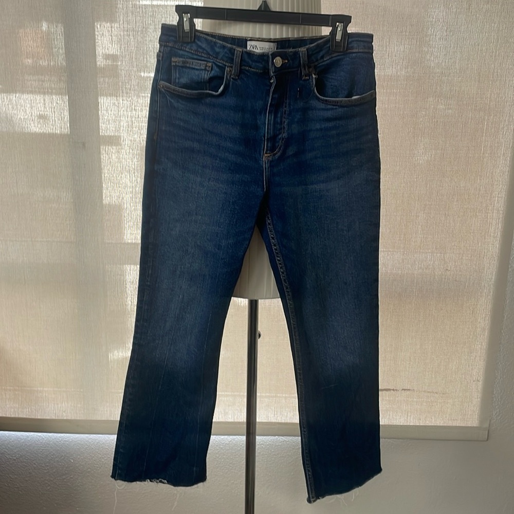 Zara EUC Flare Dark Jeans Like Brand New